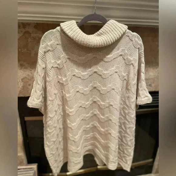 Women’s Minimalist Made in Italy cowl lightweight knit tunic Capsule Old Money - Picture 1 of 8